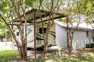 401 N Colorado St, Burton, TX 77835 - Photo 26