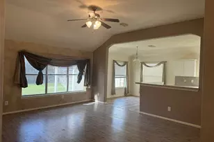 12918 Stratford Mill Ln, Sugar Land, TX 77498 - Photo 4