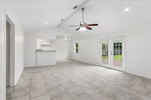 5850 Southminster Dr, Houston, TX 77035 - Photo 6