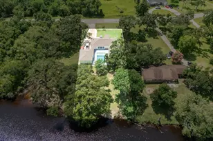 623 County Rd 687, Angleton, TX 77515 - Photo 36