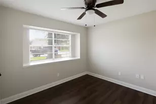 2106 Rose Rd, Pearland, TX 77581 - Photo 14
