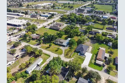11 Craig Street, Baytown, TX 77521 - Photo 30