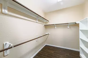 9919 Kendahlwood Ln, Tomball, TX 77375 - Photo 18