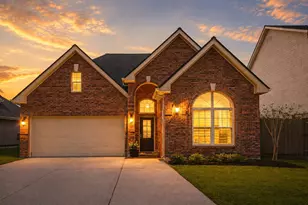 1610 Du Barry Ln, Houston, TX 77018 - Photo 1