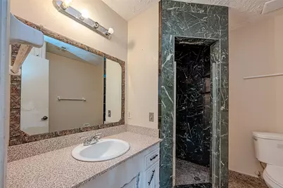 9318 Benning Drive, Houston, TX 77031 - Photo 26