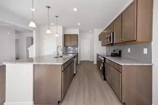 13302 Hayden Peak Dr, Iowa Colony, TX 77583 - Photo 8