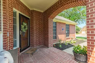3529 Pine Valley Dr, Pearland, TX 77581 - Photo 2