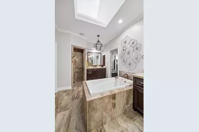 5111 Laurelwood Drive, Kingwood, TX 77345 - Photo 22