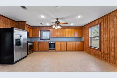 36 Pierce Road, Huntsville, TX 77320 - Photo 14