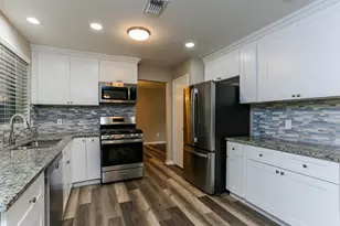 3 Rockridge Ct, The Woodlands, TX 77381 - Photo 8