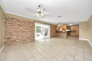 11123 Hazelhurst Dr, Houston, TX 77043 - Photo 8