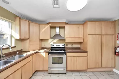 11123 Hazelhurst Drive, Houston, TX 77043 - Photo 4