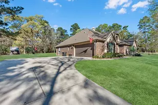 358 Meadowview Ct, Montgomery, TX 77316 - Photo 4