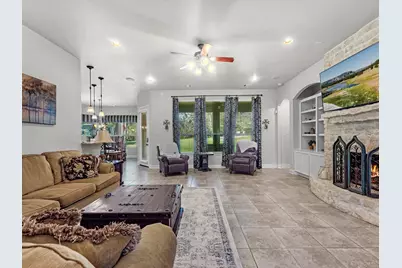 358 Meadowview Court, Montgomery, TX 77316 - Photo 6