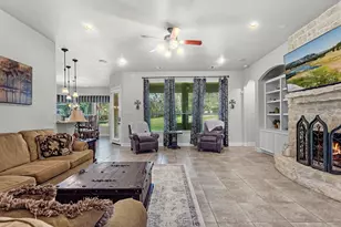 358 Meadowview Ct, Montgomery, TX 77316 - Photo 6