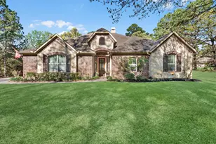 358 Meadowview Ct, Montgomery, TX 77316 - Photo 2