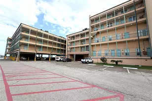9520 Seawall Blvd, Galveston, TX 77554 - Photo 40
