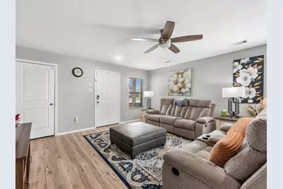 7807 Switchgrass Creek Drive, Katy, TX 77493 - Photo 6