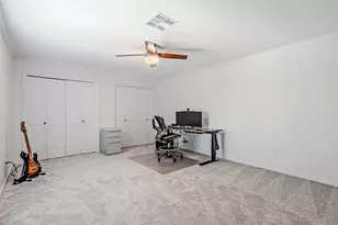 10307 Piping Rock Ln, Houston, TX 77042 - Photo 22