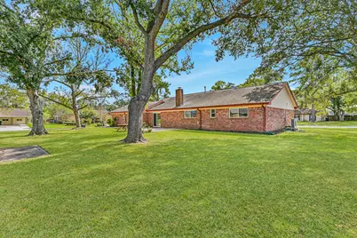 2604 Adams Street, Alvin, TX 77511 - Photo 12