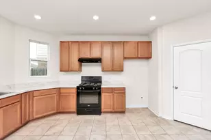 12515 Camellia Glade Ln, Houston, TX 77044 - Photo 8