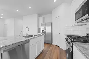 9115 Serene Haven, Rosharon, TX 77583 - Photo 8