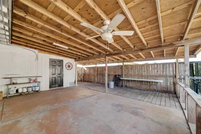 504 N Circle Drive, Baytown, TX 77520 - Photo 36