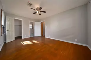 6722 Roxbury Rd, Houston, TX 77087 - Photo 4