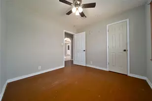 6722 Roxbury Rd, Houston, TX 77087 - Photo 6