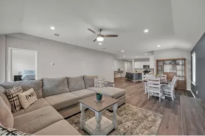 319 Chateau Bay Lane, Crosby, TX 77532 - Photo 10