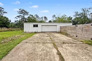 3415 E Bayou Dr, Shoreacres, TX 77571 - Photo 18