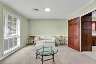 12466 Kimberley Ln, Houston, TX 77024 - Photo 8