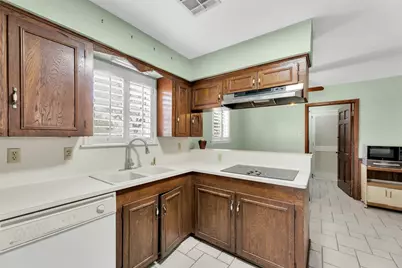 12466 Kimberley Lane, Houston, TX 77024 - Photo 10