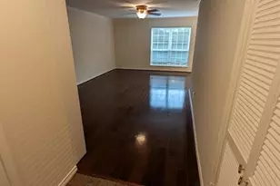 355 N Post Oak Ln, Houston, TX 77024 - Photo 8