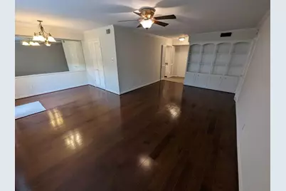 355 N Post Oak Lane #638, Houston, TX 77024 - Photo 2