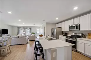 27034 Breakaway Ln, Katy, TX 77493 - Photo 4