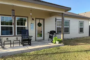 620 W Sheldon Ave, Thrall, TX 76578 - Photo 46
