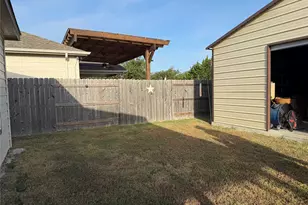 620 W Sheldon Ave, Thrall, TX 76578 - Photo 20