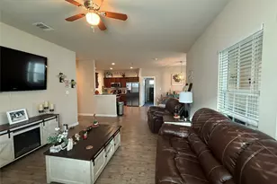620 W Sheldon Ave, Thrall, TX 76578 - Photo 28