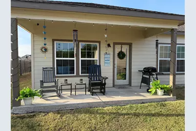 620 W Sheldon Avenue, Thrall, TX 76578 - Photo 16