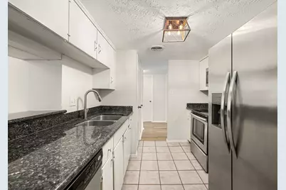 12633 Memorial Drive #202, Houston, TX 77024 - Photo 8