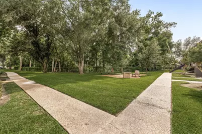 12633 Memorial Drive #202, Houston, TX 77024 - Photo 22