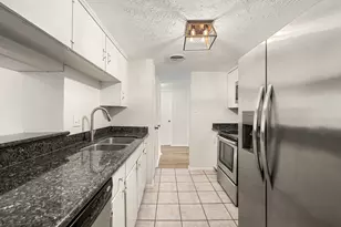 12633 Memorial Dr, Houston, TX 77024 - Photo 8