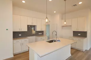 253 Hazy Pnes Ln, Willis, TX 77378 - Photo 2