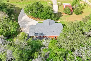 564 Hwy 71 W, Smithville, TX 78957 - Photo 40
