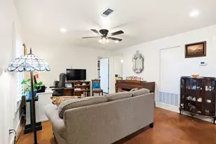 564 Hwy 71 W, Smithville, TX 78957 - Photo 26