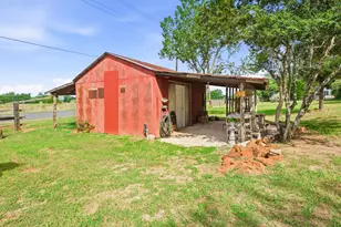 564 Hwy 71 W, Smithville, TX 78957 - Photo 36
