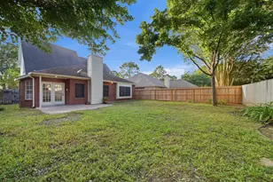 14611 Oak Chase Dr, Houston, TX 77062 - Photo 32