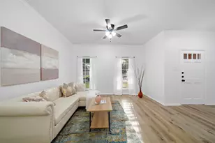 14611 Oak Chase Dr, Houston, TX 77062 - Photo 8