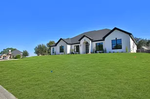 127 Harley Dr, Montgomery, TX 77356 - Photo 2
